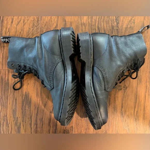 Dr. Marten Black Leather Lace-Up Boots - Picture 6 of 9